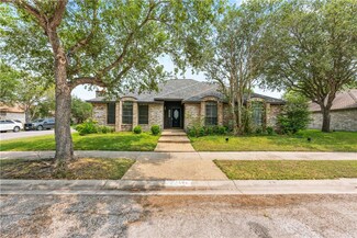 7402 Vatter Dr, Corpus Christi, TX 78413