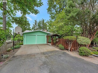 1621 Larch St, Lake Oswego, OR 97034