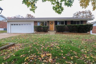 631 Ivygate Dr, Saint Louis, MO 63129