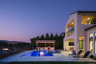 16542 Newcomb St, San Diego, CA 92127