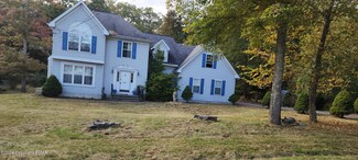511 Cedar Ln, East Stroudsburg, PA 18301