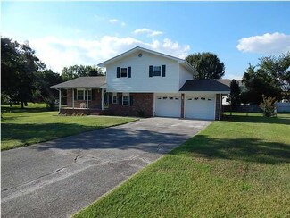 123 Cedar Grove Ln, Fort Oglethorpe, GA 30742