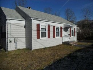 5 Butler Ave, Gloucester, MA 01930