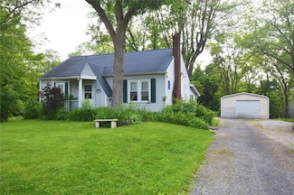 145 S Center St, East Alton, IL 62024