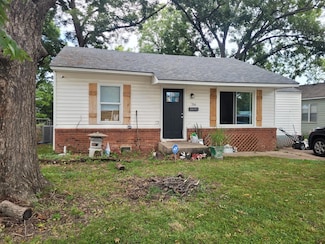 706 Coyne St, Miami, OK 74354