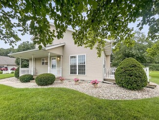 832 8th Place SW, Demotte, IN 46310
