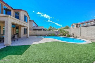 10744 W Briles Rd, Peoria, AZ 85383