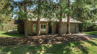 325 Inwood Trail, Aurora, OH 44202
