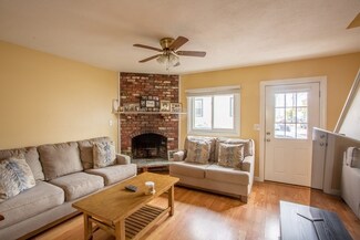 78 Beaver St Unit 1, Salem, MA 01970