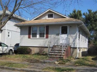 136 Fayette St, Quincy, MA 02170