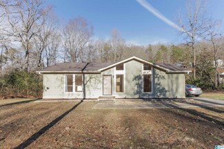 5697 Desoto Dr, Pinson, AL 35126