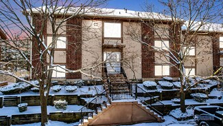 379 Wilmington Dr Unit E, Bartlett, IL 60103