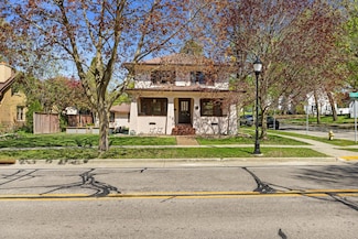 239 S East Ave, Waukesha, WI 53186