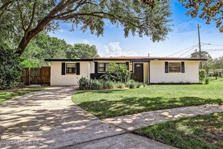 7840 Elvia Dr, Jacksonville, FL 32211