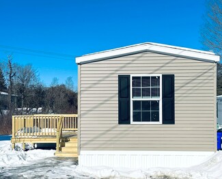 40 Hampton Rd Unit A8, Exeter, NH 03833