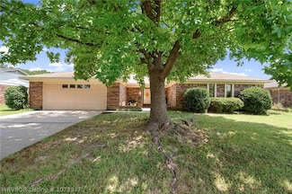 3305 S 64th St, Fort Smith, AR 72903