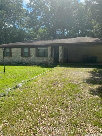18108 Wright Way Rd, Little Rock, AR 72206