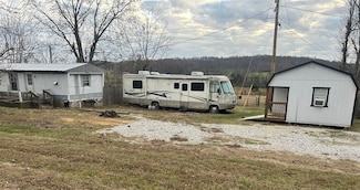 5585 Richardsville Rd, Bowling Green, KY 42101