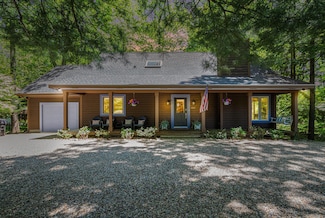 12215 Dunes Rd, Sawyer, MI 49125
