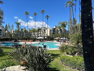 21450 Burbank Blvd Unit 311, Woodland Hills, CA 91367