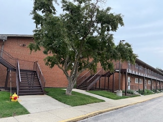 1900 W Knightsbridge Dr Unit 1B, Mount Prospect, IL 60056