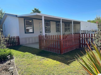 80 Casa Grande Dr, Red Bluff, CA 96080