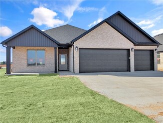 7731 Range Ave, Springdale, AR 72762