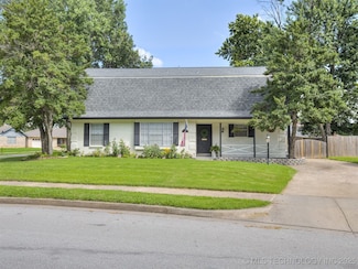 7164 E 53rd Place, Tulsa, OK 74145