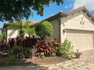 8251 Varenna Dr, Sarasota, FL 34231