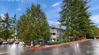 300 N 130th St Unit 2111, Seattle, WA 98133