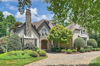 3021 Kings Manor Dr, Matthews, NC 28104