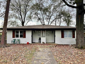 111 College Park Cir, North Little Rock, AR 72114