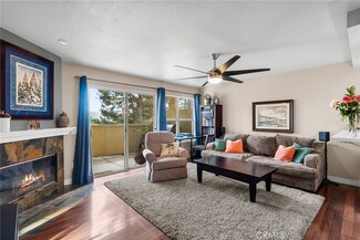 2731 Erringer Rd Unit 33, Simi Valley, CA 93065