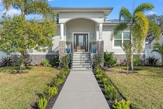 3925 1st St NE, Saint Petersburg, FL 33703