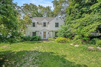 1632 Seminole Rd SE, Grand Rapids, MI 49506