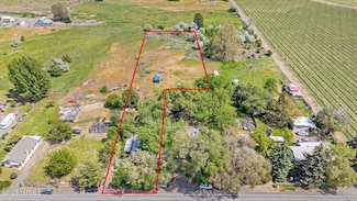1911 Riverside Rd, Yakima, WA 98901