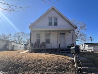 1605 S Central Ave, Burlington, IA 52601
