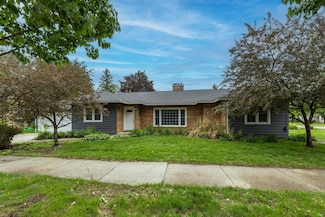 705 10th St SW, Rochester, MN 55902