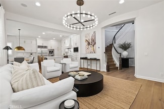 16 Juniper, Lake Forest, CA 92630