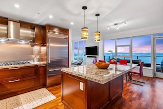 1325 Pacific Hwy Unit 2302, San Diego, CA 92101