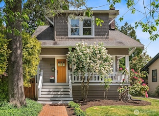 6038 34th Ave NE, Seattle, WA 98115