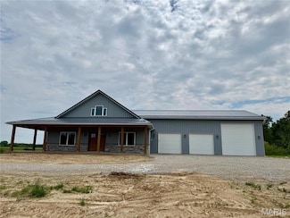 31732 Mitchell Creek Rd, Brighton, IL 62012