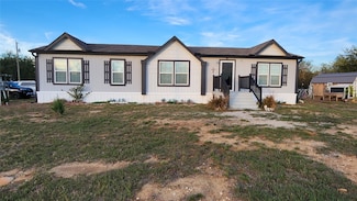 170 Ringo Dr, Chico, TX 76458