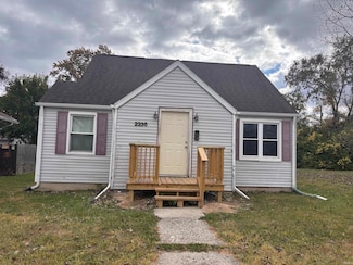 2236 Chestnut St, Fort Wayne, IN 46803