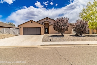 718 Sable St, Farmington, NM 87401