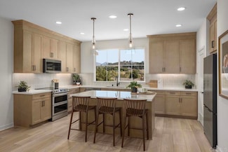2527 Chamomile Ln, Carlsbad, CA 92008