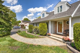 3 Woodhaven Rd, Parsippany, NJ 07054