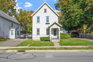302 Glen Ave, Schenectady, NY 12302