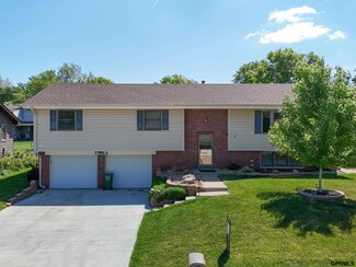 7963 S 46th Ave, Omaha, NE 68157
