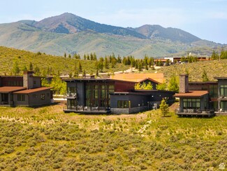 6650 Golden Bear Loop W, Park City, UT 84098